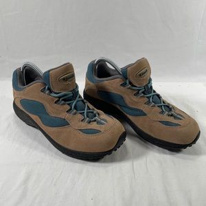 Kamik Exert Tan + Blue Women's Hiking Shoes/Boots